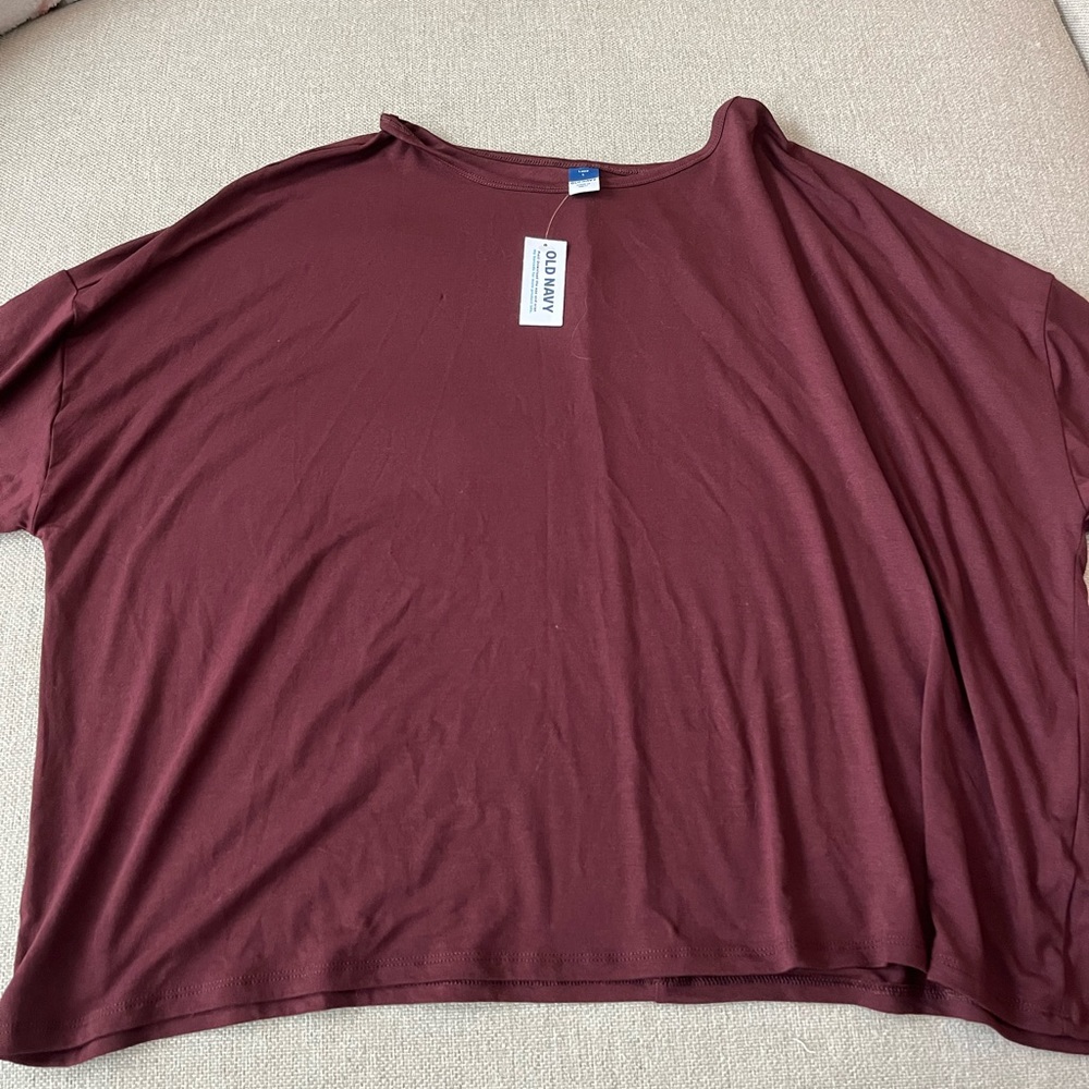 Maroon T shirt from Old Navy